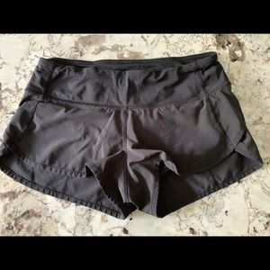 Lululemon black shirt size 4